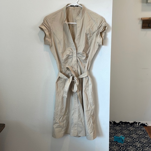 Elite Tahari safari dress - Picture 1 of 5